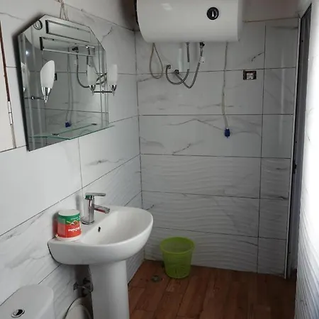 Arber Guest house